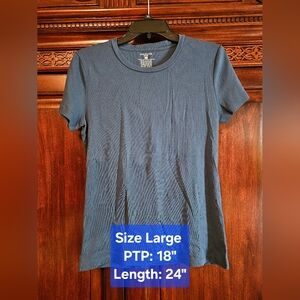 Jones New York Classic Blue Short Sleeve Tee, EUC, Size Large